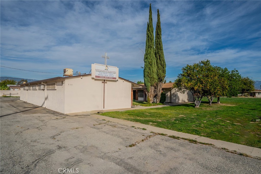 711 W C Property Photo 1