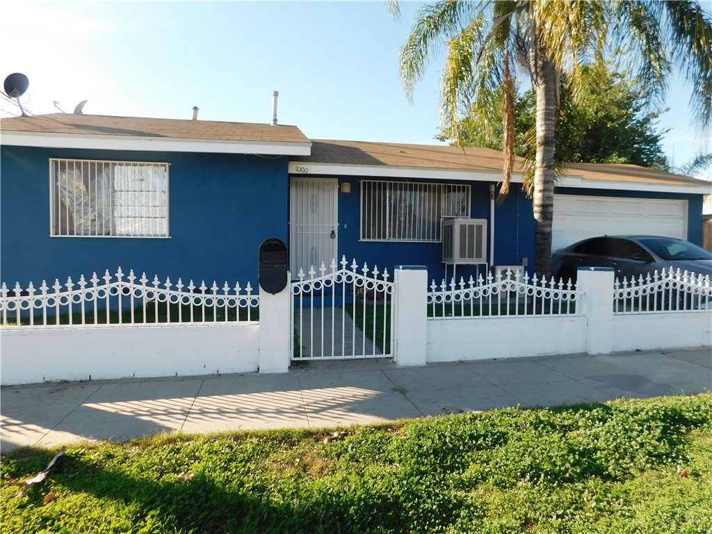 1000 N Mountain View Property Photo 3