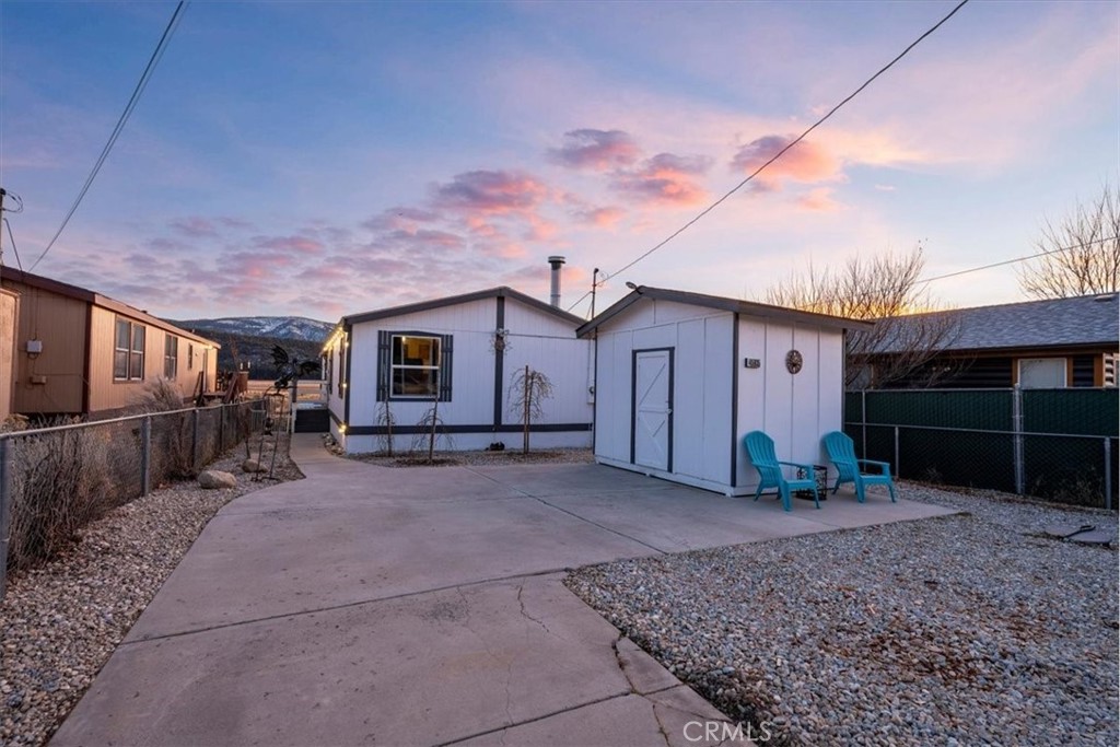 45935 Parkway Property Photo 6