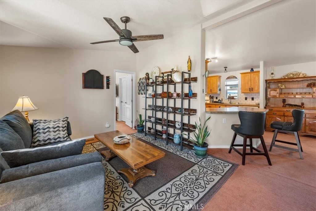 45935 Parkway Property Photo 9