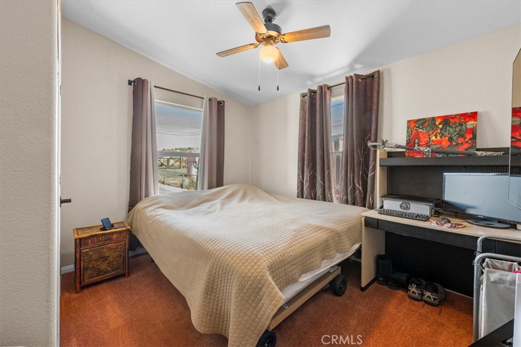 45935 Parkway Property Photo 21