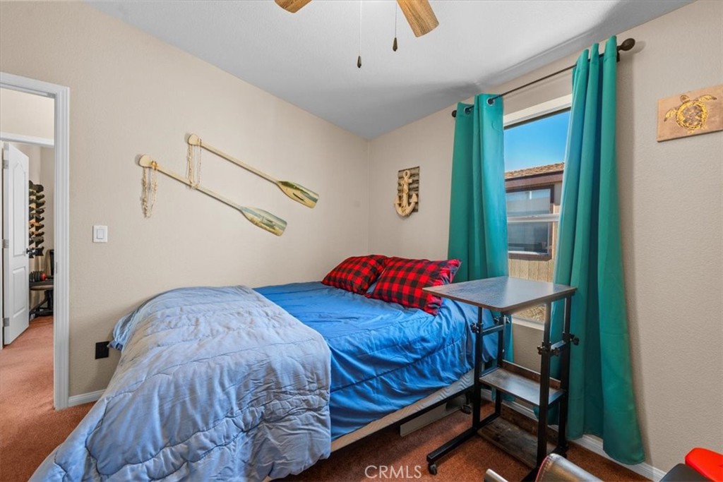 45935 Parkway Property Photo 25