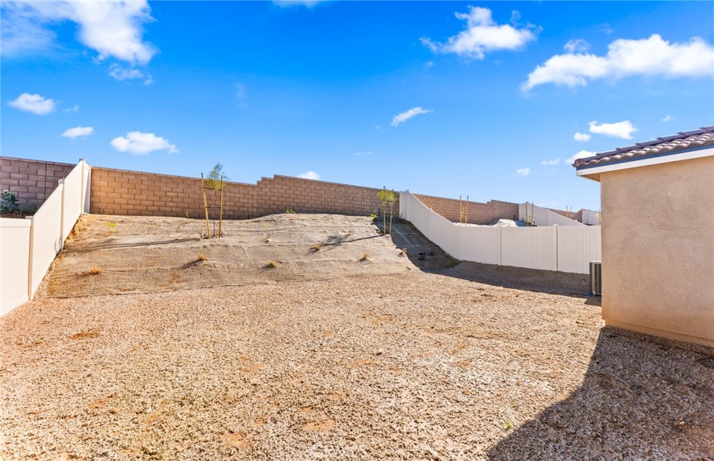 25381 Violane Drive Property Photo 29