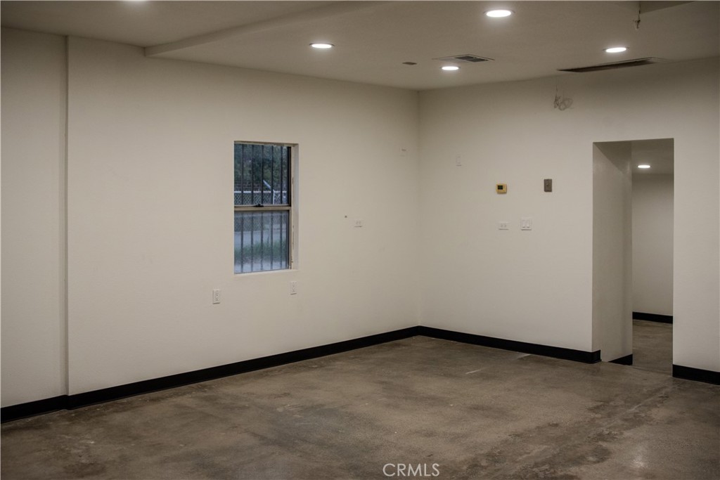 5506 Mission Property Photo 6