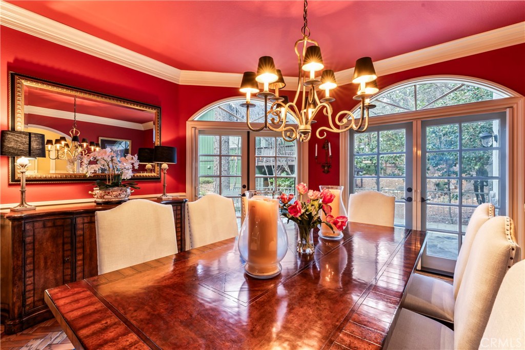 699 Brentwood Property Photo 4