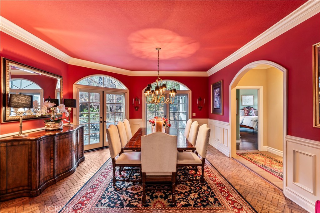 699 Brentwood Property Photo 4