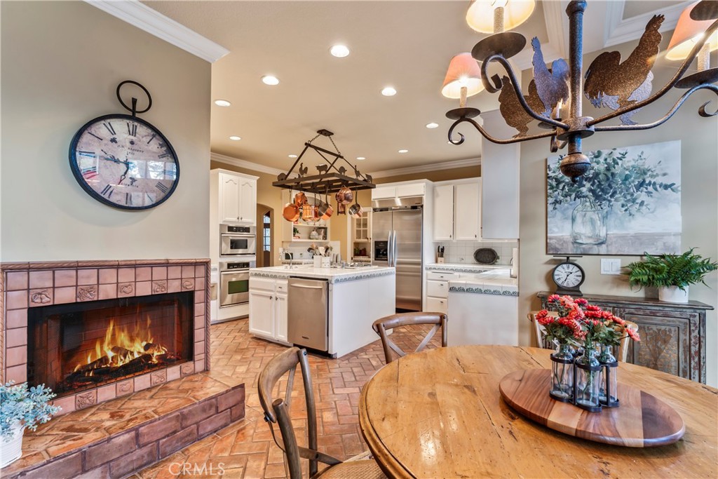 699 Brentwood Property Photo 8