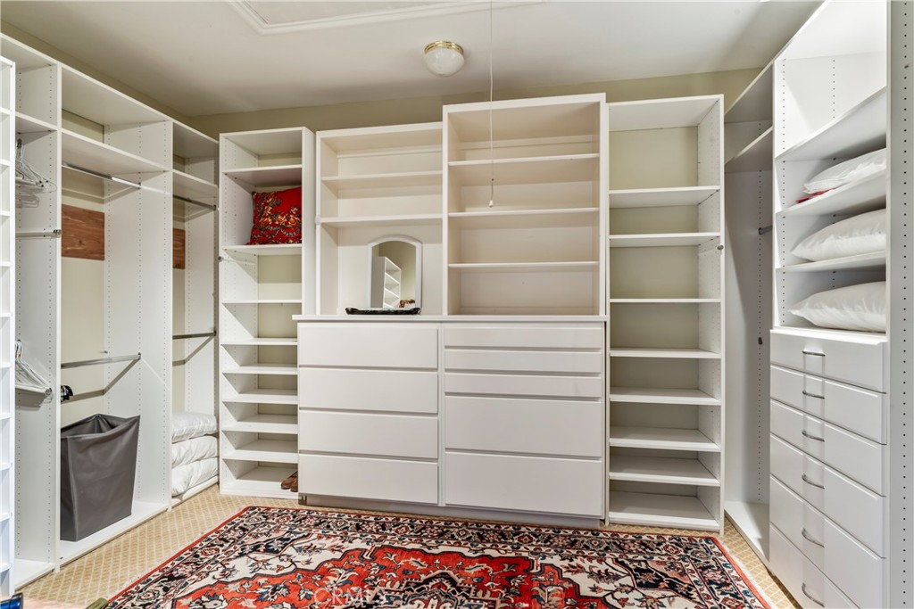 699 Brentwood Property Photo 16