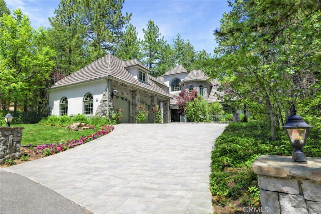 699 Brentwood Property Photo 30