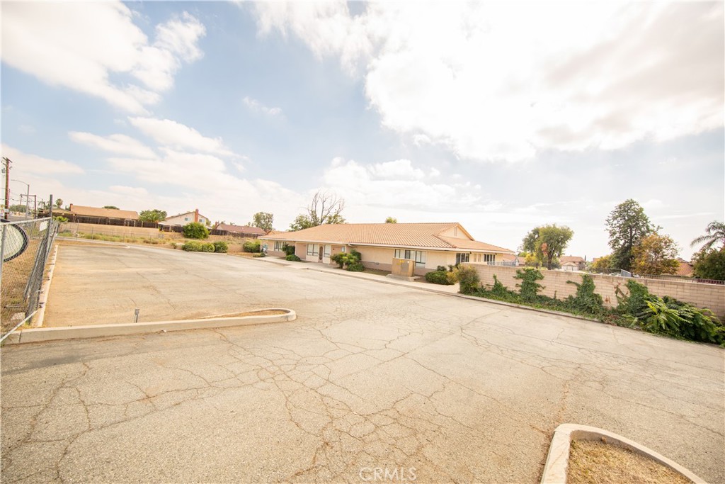 24693 Ironwood Avenue Property Photo 49