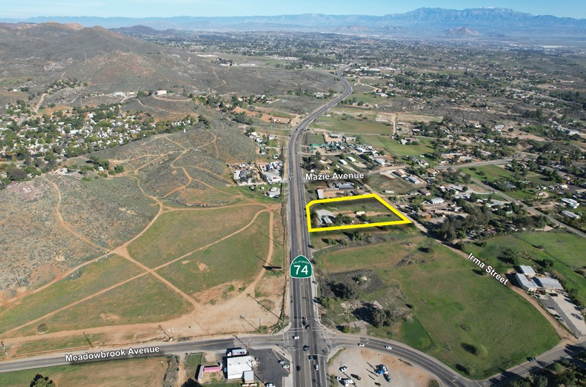 27080 State Highway 74 Property Photo 5