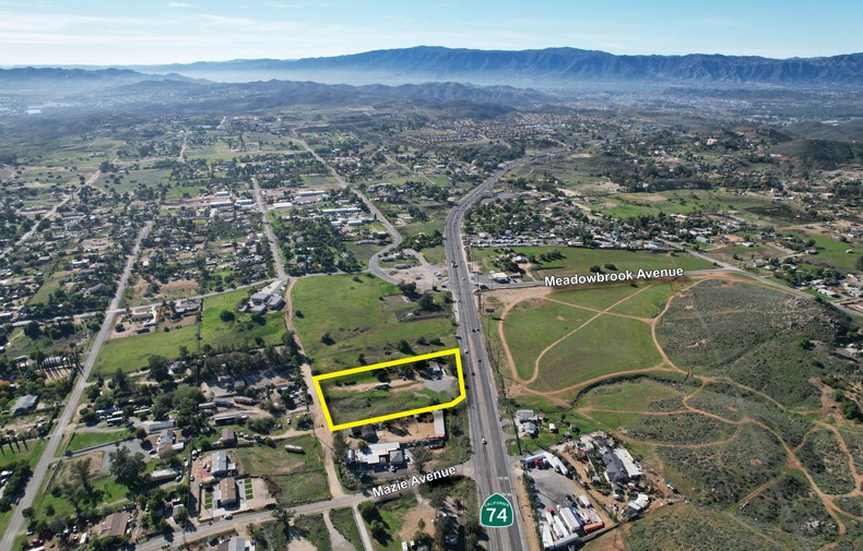 27080 State Highway 74 Property Photo 8