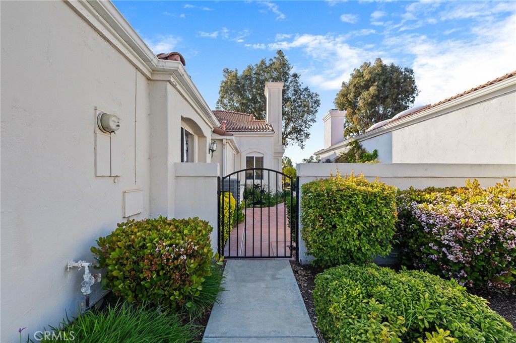 40511 Via Amapola Property Photo 4