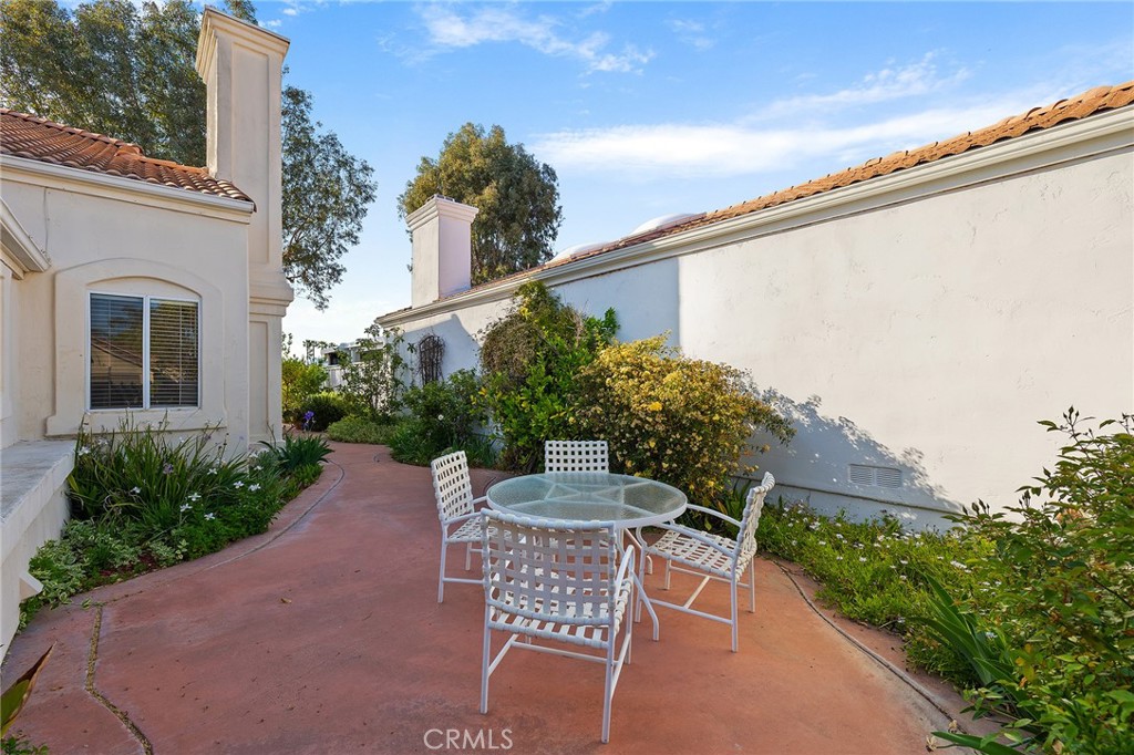 40511 Via Amapola Property Photo 5