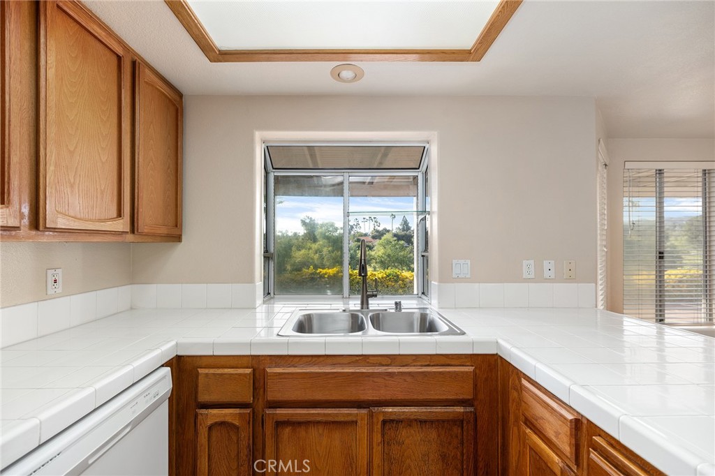 40511 Via Amapola Property Photo 12