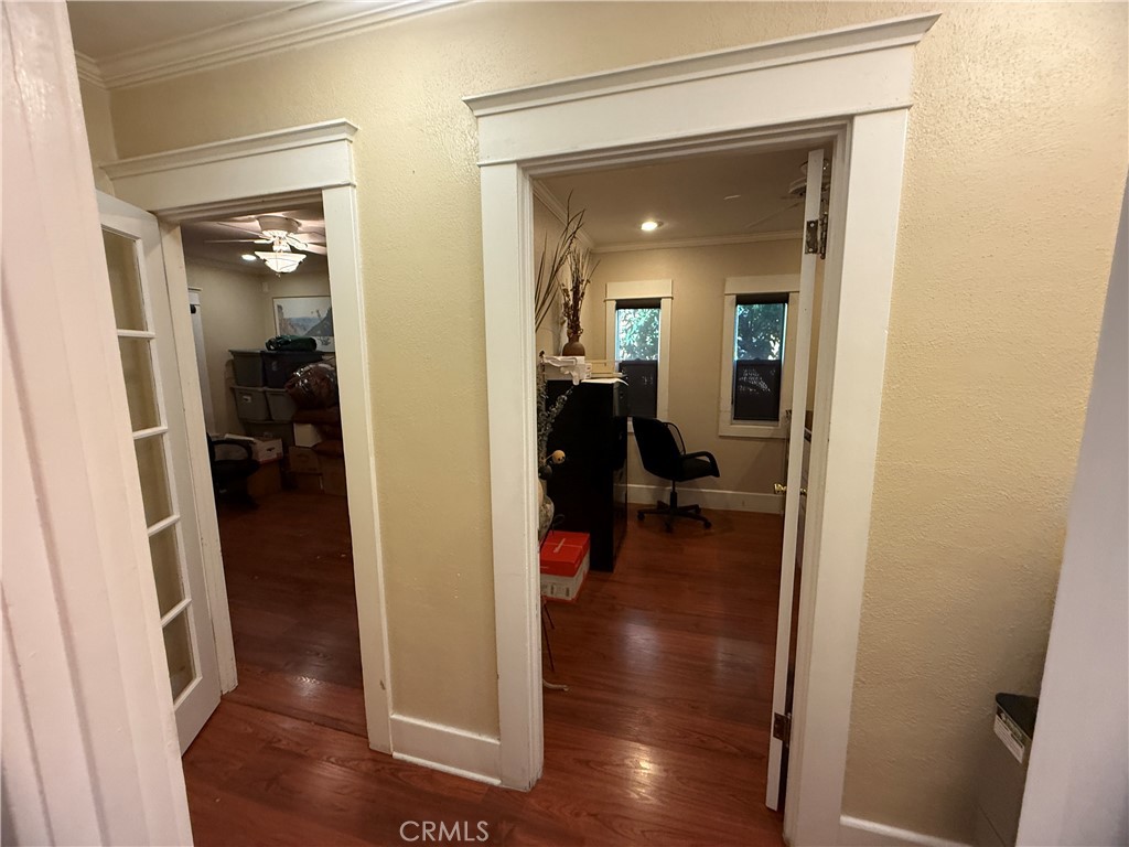3895 Brockton Property Photo 11