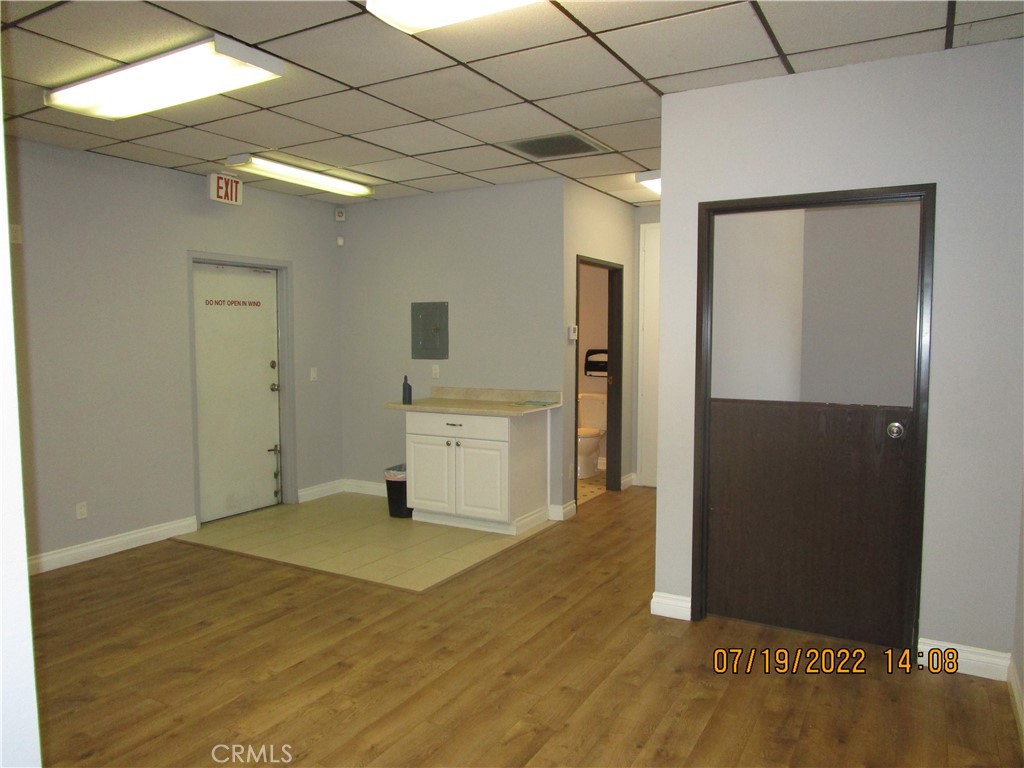 146 W Rialto Avenue Property Photo 7