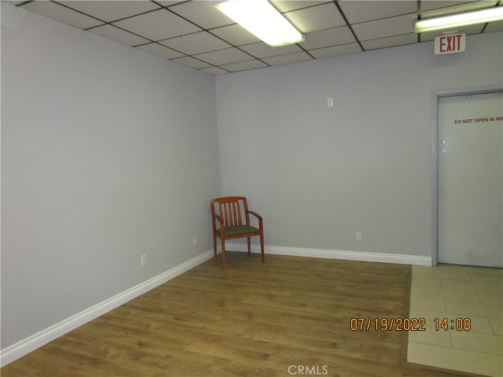 146 W Rialto Avenue Property Photo 8