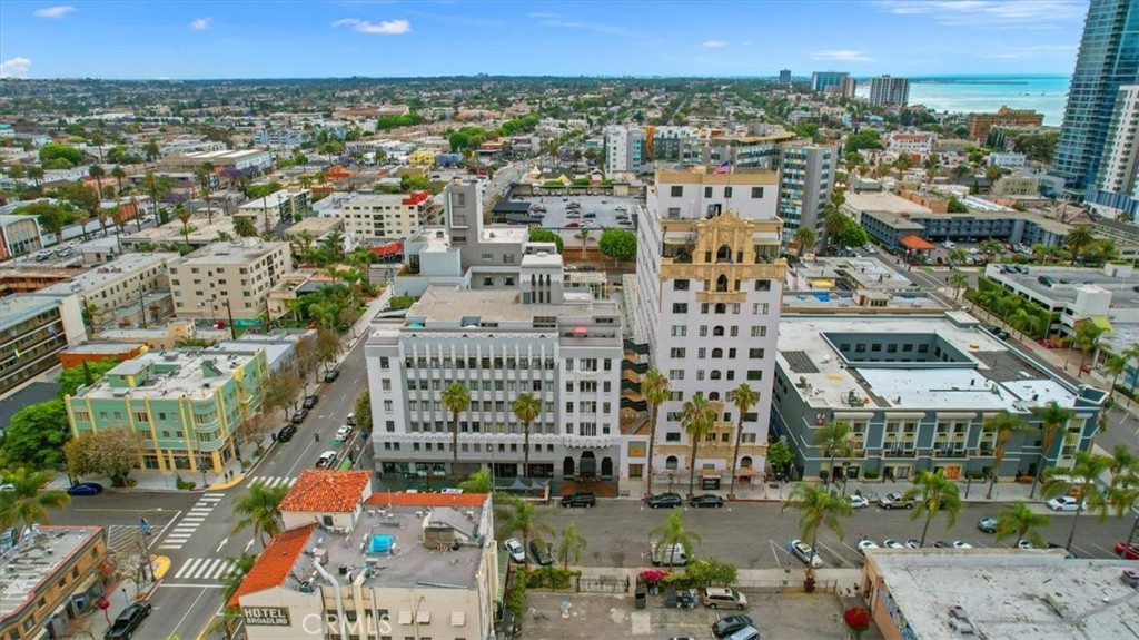 140 Linden 962 Property Photo 2