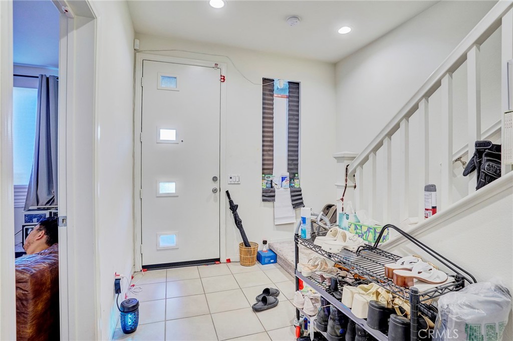 314 N Standard Property Photo 6