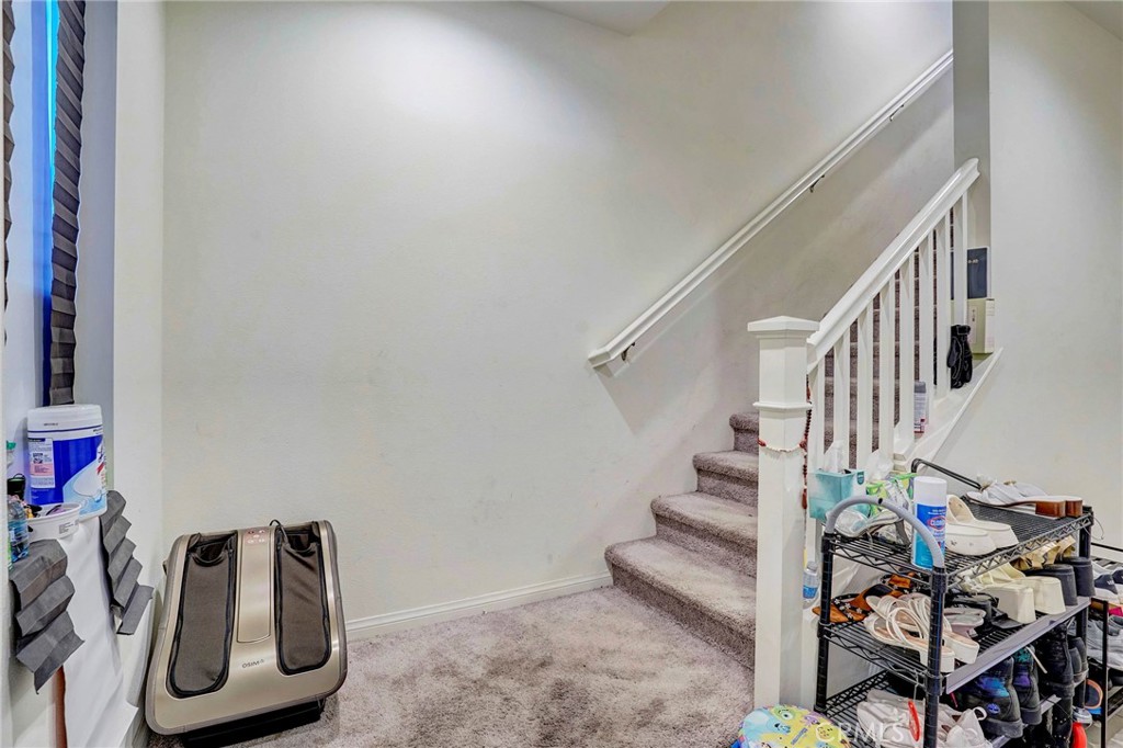 314 N Standard Property Photo 15