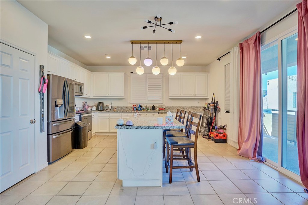 314 N Standard Property Photo 22