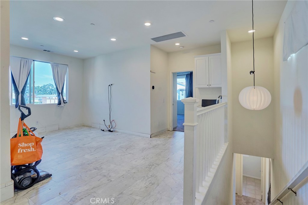 314 N Standard Property Photo 37
