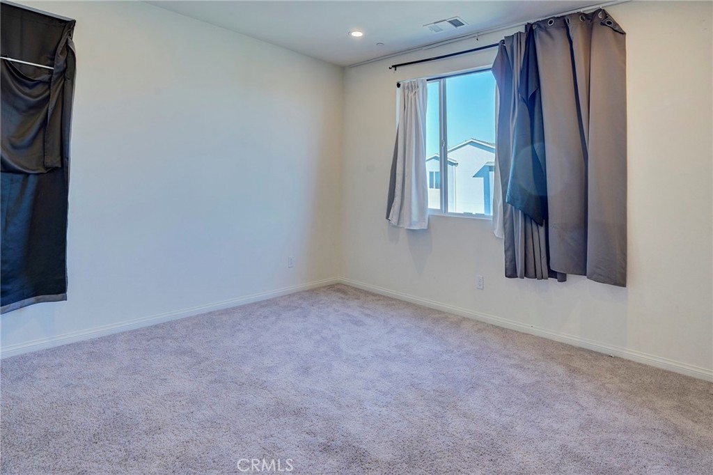 314 N Standard Property Photo 38