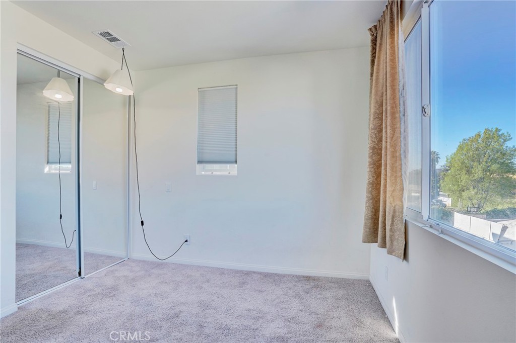 314 N Standard Property Photo 44