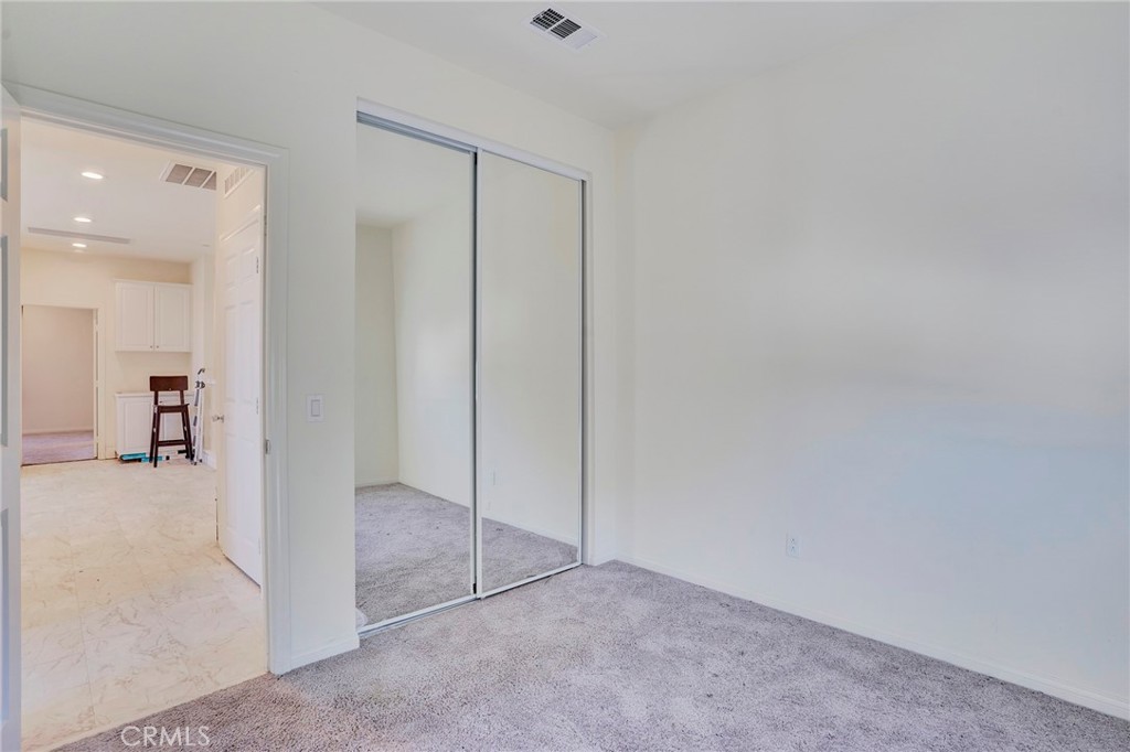 314 N Standard Property Photo 47