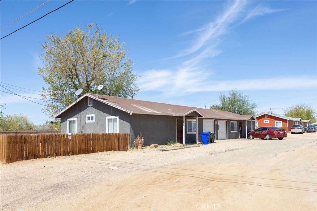 12048 Sand Ave Property Photo 1