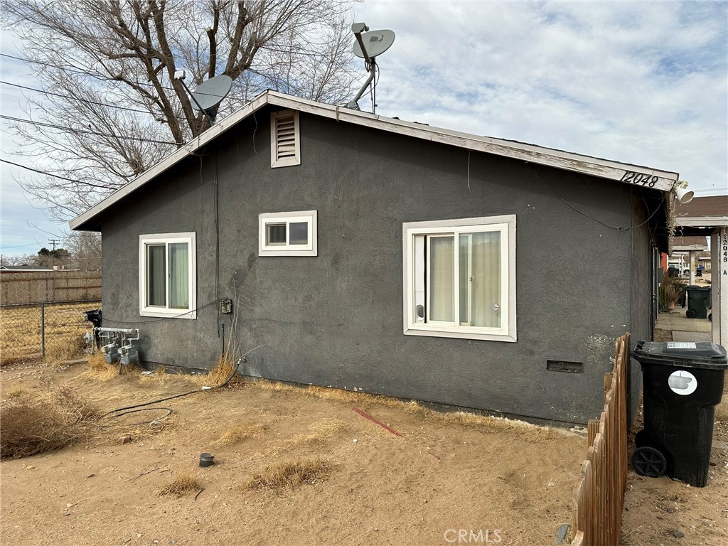 12048 Sand Ave Property Photo 5
