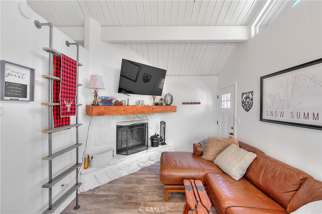 346 San Bernardino Avenue Property Photo 13