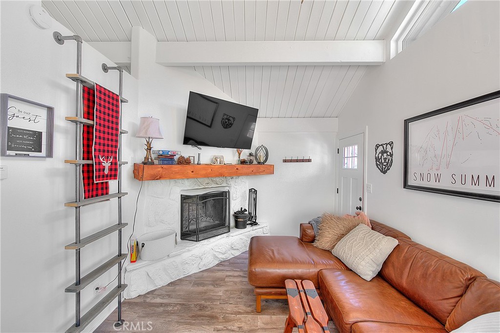 346 San Bernardino Avenue Property Photo 13