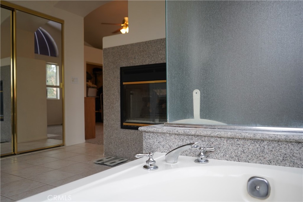 24054 Bearskin Property Photo 8
