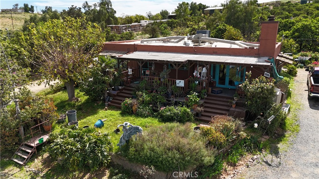 17575 Wicker Property Photo 4