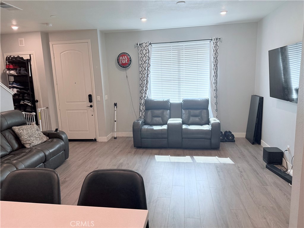 425 N Beechwood Property Photo 10