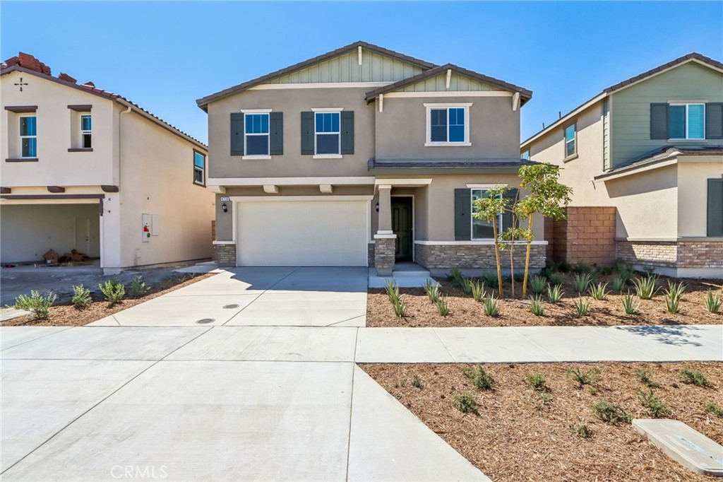 4736 S Solstice Avenue Property Photo