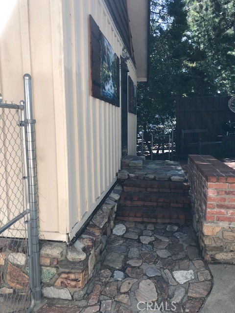 1055 Playground Property Photo 14