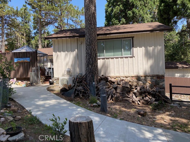 1055 Playground Property Photo 25