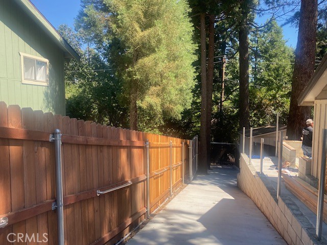 1055 Playground Property Photo 30