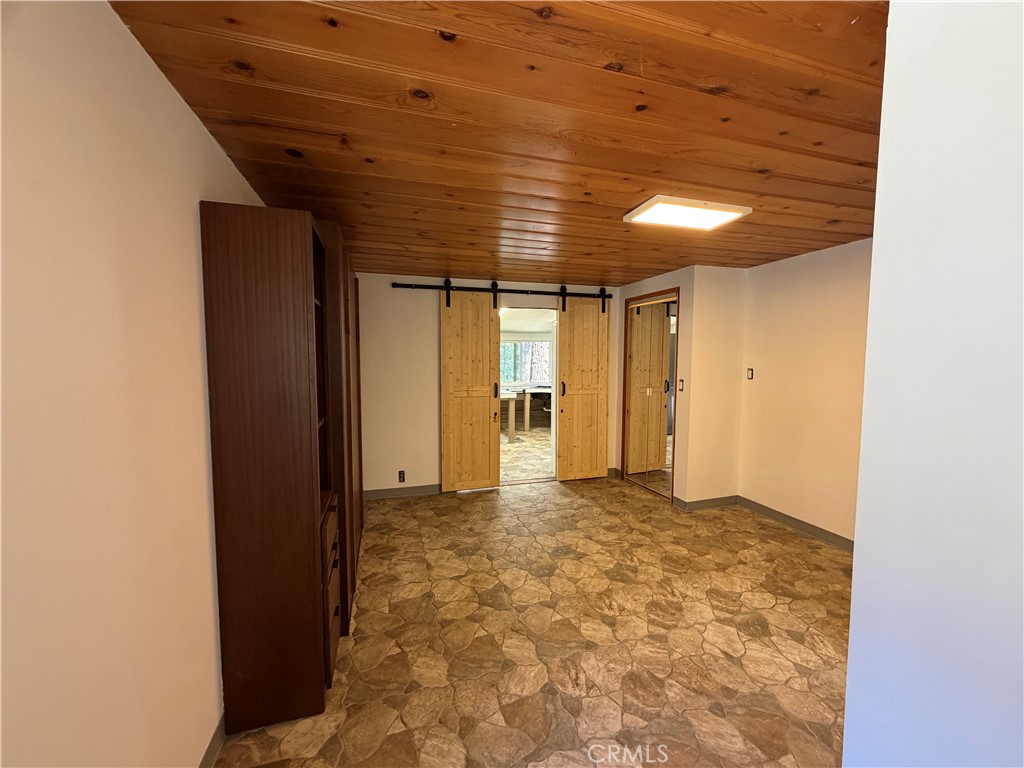 1055 Playground Property Photo 37