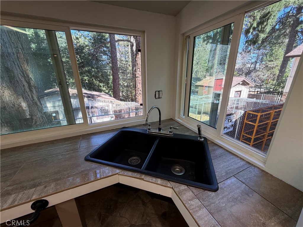 1055 Playground Property Photo 40