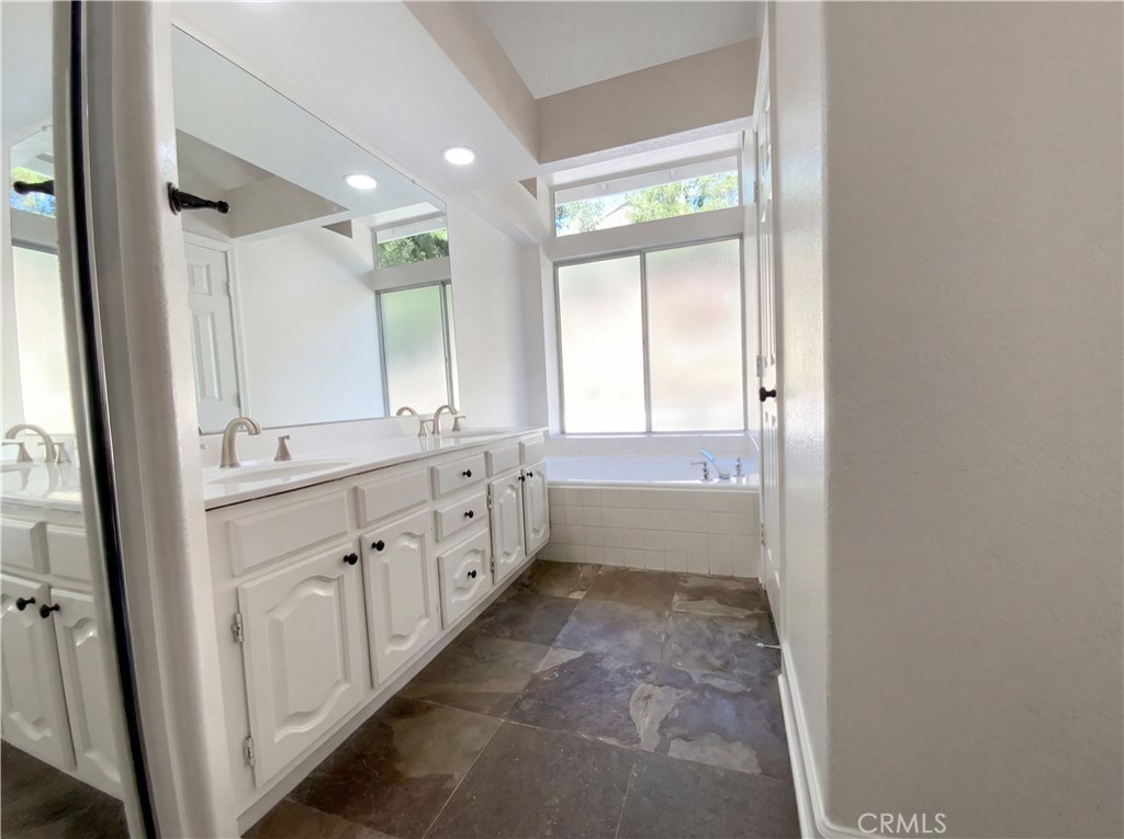 3303 Deaver Property Photo 22