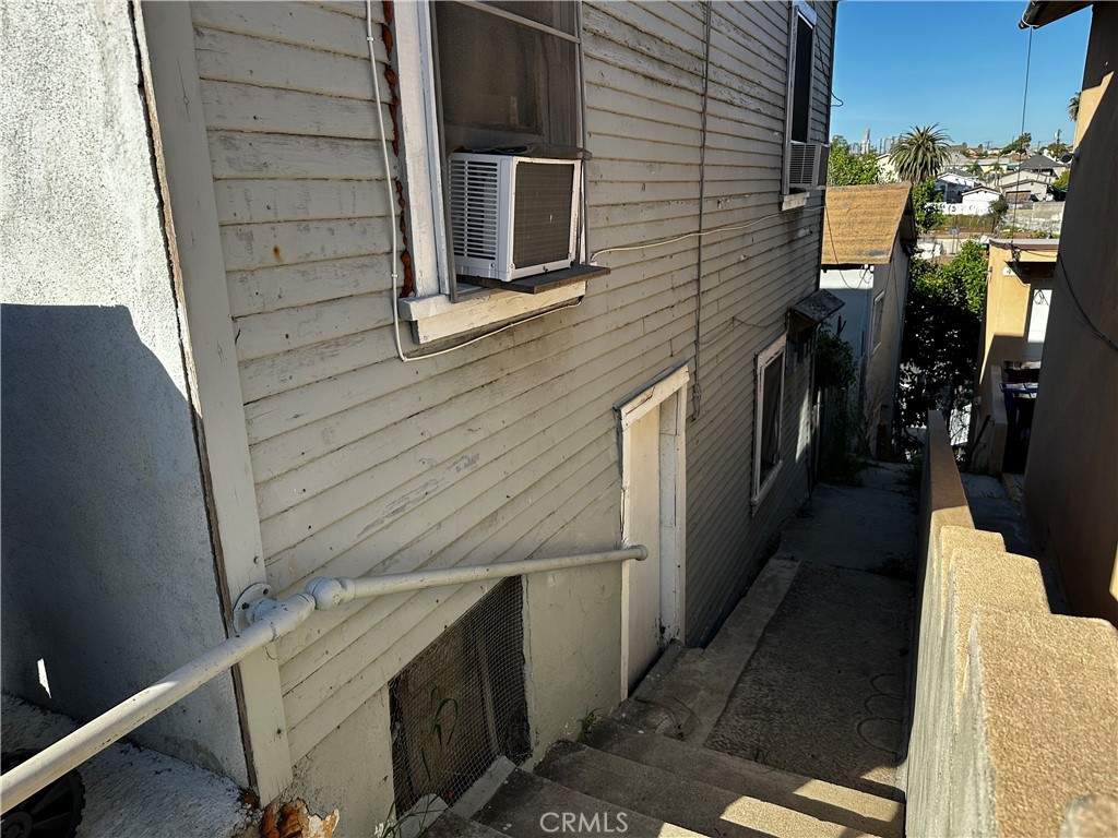 451 S Lorena Property Photo 2