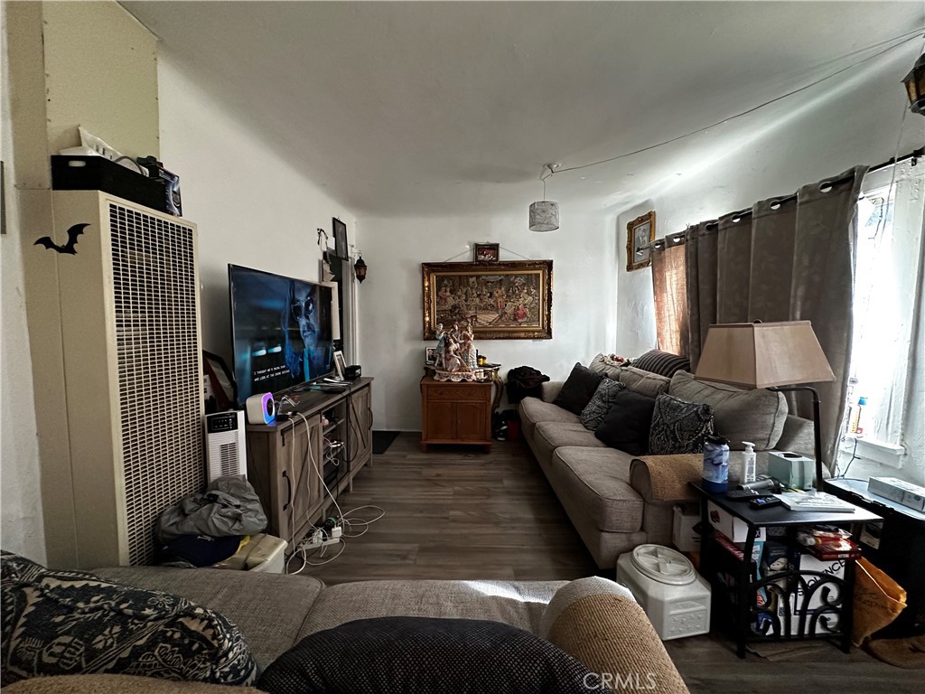 451 S Lorena Property Photo 7