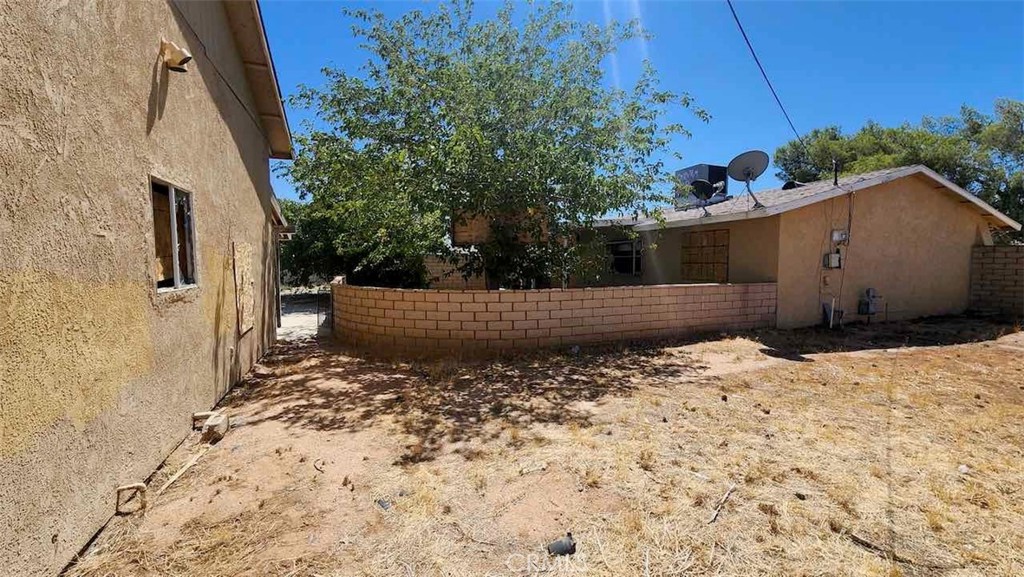 22330 Miramot Road Property Photo 4