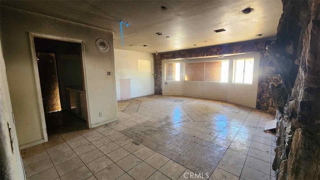 22330 Miramot Road Property Photo 7