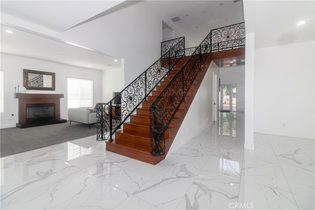 17423 Wicker Way Property Photo 8