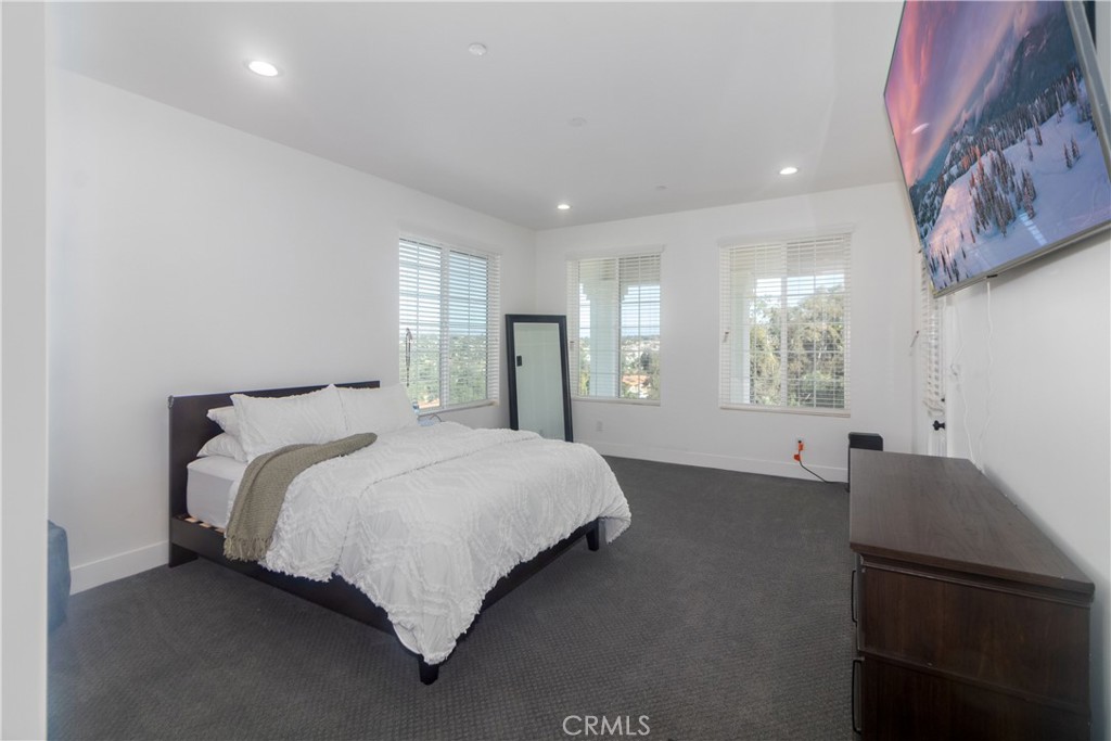 17423 Wicker Way Property Photo 24